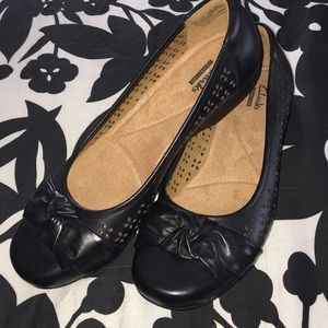 Clarks flats
